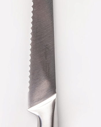 Нож для нарезки хлебных изделий